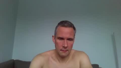 Snapshot of camslave74xx chatting on 23, 1, 2025 camslave74xx online show from 23, 1, 2025