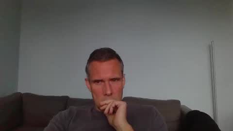 Snapshot of camslave74xx chatting on 28, 1, 2025 camslave74xx online show from 28, 1, 2025