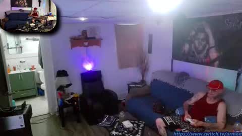 CanadaGuy1978 online show from 18, 4, 2026