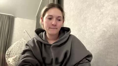 candelariahile online show from 16, 3, 2026