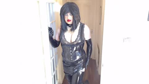 candi smokes online show from 10, 4, 2026