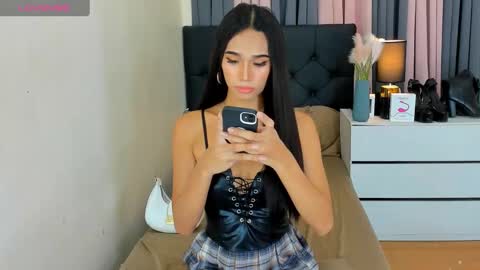 Snapshot of candicewilson chatting on 12, 1, 2025 CandiceWilson online show from 12, 1, 2025