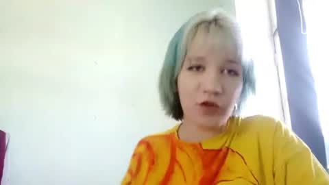 Snapshot of candiswirtanen chatting on 9, 6, 2026 Sia online show from 9, 6, 2026