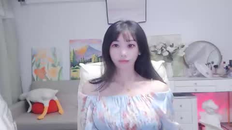 candy8998 online show from 4, 11, 2025