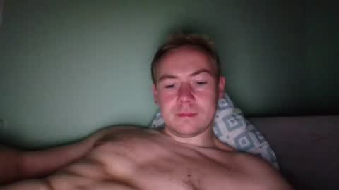 candy_boy_xoxo online show from 20, 6, 2026