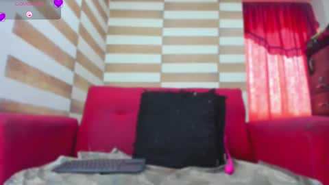 Candy  Brown online show from 30, 1, 2025