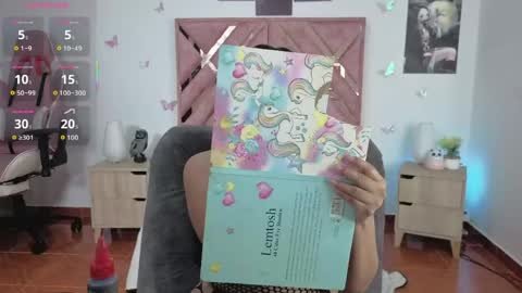 Snapshot of candy_chloe02 chatting on 27, 5, 2026 Im ChloeJoin The Fan Club online show from 27, 5, 2026
