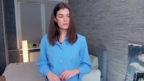 Flora online show from 30, 1, 2025