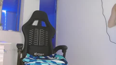 candy_giuliana21 online show from 23, 4, 2026