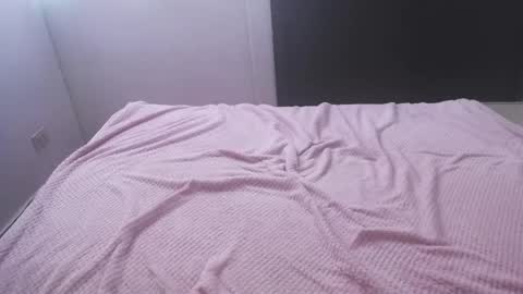 Snapshot of candyceeh chatting on 30, 11, 2025 Candy online show from 30, 11, 2025