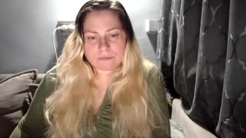 Laura online show from 5, 3, 2026