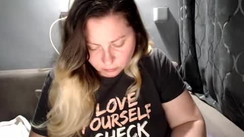 Laura online show from 28, 7, 2026