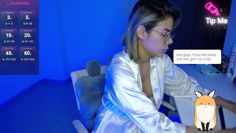 Candy Dowson online show from 8, 1, 2025