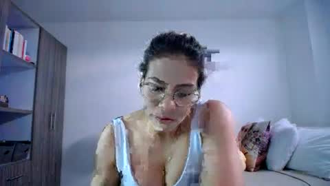 Snapshot of candydowson1 chatting on 16, 6, 2026 Candy Dowson online show from 16, 6, 2026