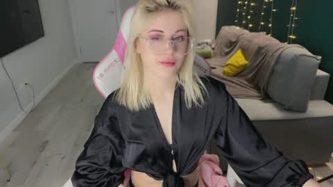 You can call me HH online show from 27, 3, 2026