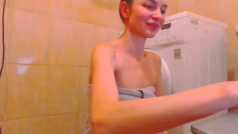 CANDYJESx online show from 25, 1, 2025