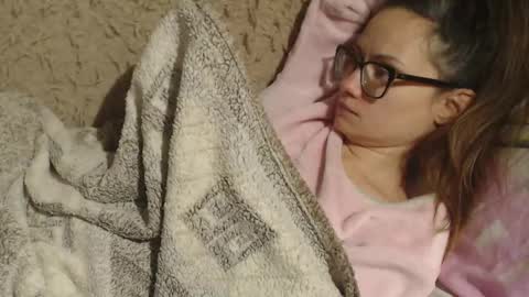 say meow and send tip  online show from 2, 12, 2024