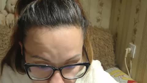 say meow and send tip  online show from 27, 12, 2024