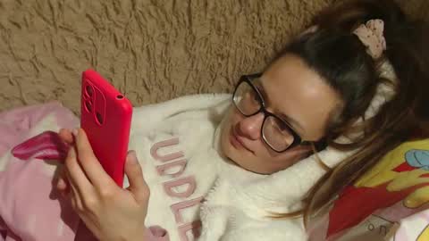 say meow and send tip  online show from 24, 1, 2025