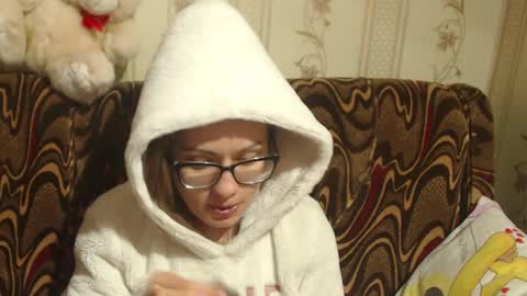 say meow and send tip  online show from 25, 2, 2025