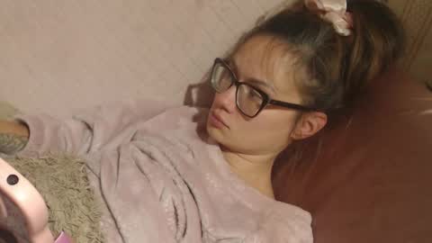 say meow and send tip  online show from 27, 10, 2025