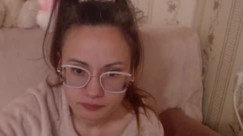 Snapshot of candylady136 chatting on 3, 5, 2026 say meow and send tip online show from 3, 5, 2026