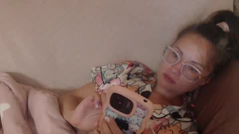 Snapshot of candylady136 chatting on 16, 5, 2026 say meow and send tip online show from 16, 5, 2026