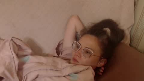 Snapshot of candylady136 chatting on 22, 5, 2026 say meow and send tip online show from 22, 5, 2026