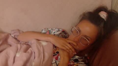 Snapshot of candylady136 chatting on 28, 5, 2026 say meow and send tip online show from 28, 5, 2026