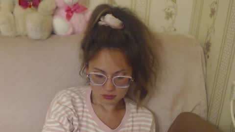Snapshot of candylady136 chatting on 1, 6, 2026 say meow and send tip online show from 1, 6, 2026