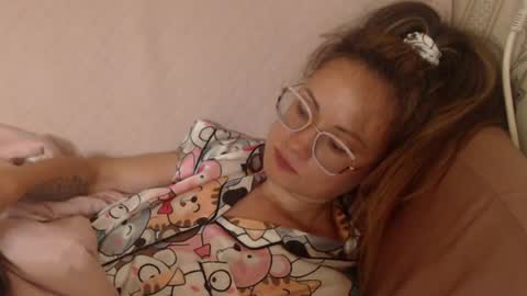 Snapshot of candylady136 chatting on 18, 6, 2026 say meow and send tip online show from 18, 6, 2026