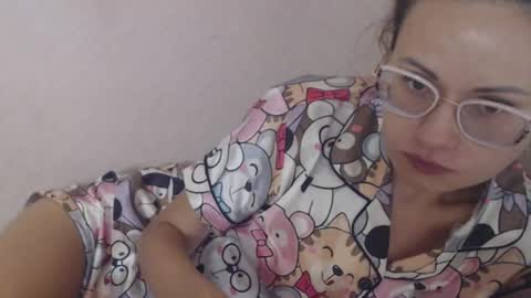 say meow and send tip  online show from 4, 7, 2026