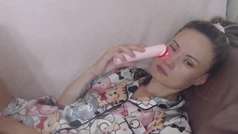 say meow and send tip  online show from 29, 7, 2026