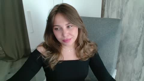 candymini online show from 3, 12, 2025