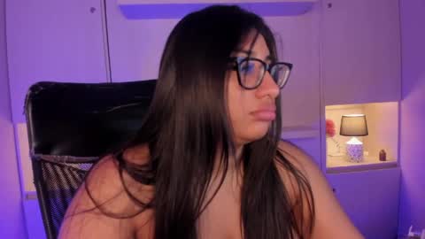 GABRIELA LOPEZ online show from 15, 4, 2026