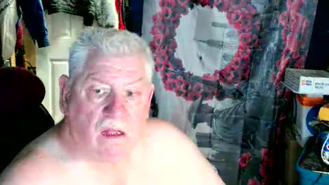 canoelicker69 online show from 10, 6, 2026