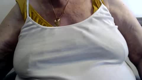 Cinzia  ex regina  online show from 18, 6, 2026