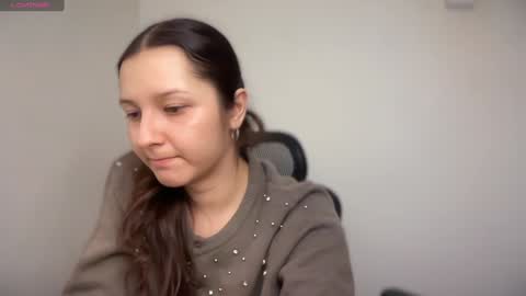 Emma online show from 6, 2, 2025