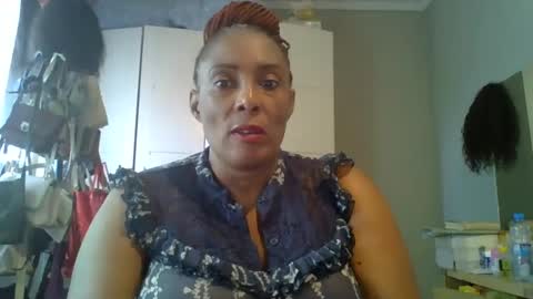 candylious81 online show from 14, 2, 2025