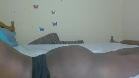 Snapshot of caramelebony_ chatting on 11, 2, 2025 caramelebony_ online show from 11, 2, 2025