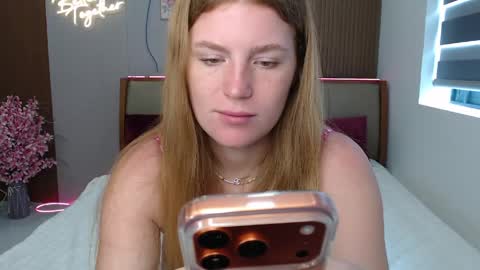 Snapshot of caramelstorm chatting on 10, 4, 2026 Lana online show from 10, 4, 2026