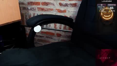 Snapshot of carameltoy4 chatting on 11, 1, 2026 carameltoy4 online show from 11, 1, 2026