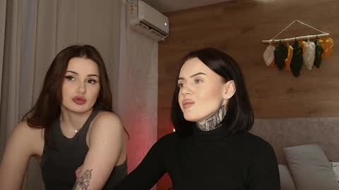 Snapshot of caressyourself chatting on 27, 2, 2025 caressyourself online show from 27, 2, 2025