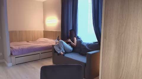 Snapshot of caressyourself chatting on 20, 11, 2025 caressyourself online show from 20, 11, 2025