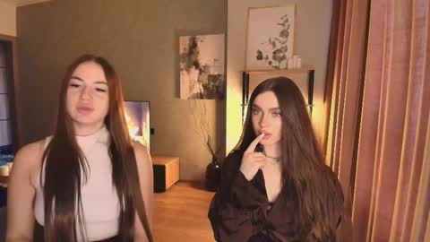 Snapshot of caressyourself chatting on 5, 12, 2025 caressyourself online show from 5, 12, 2025