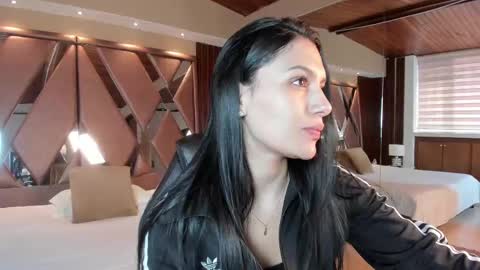 Carina online show from 1, 10, 2025