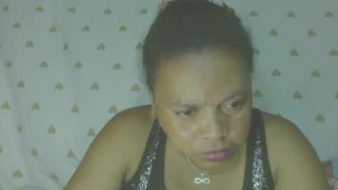 Snapshot of carinesexy69 chatting on 7, 5, 2026 carinesexy69 online show from 7, 5, 2026
