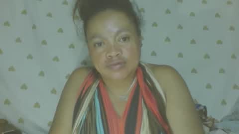 Snapshot of carinesexy69 chatting on 19, 5, 2026 carinesexy69 online show from 19, 5, 2026