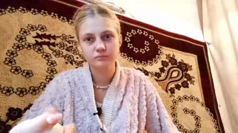 Kira online show from 23, 4, 2026
