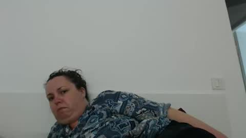 Carlaruth online show from 8, 4, 2026